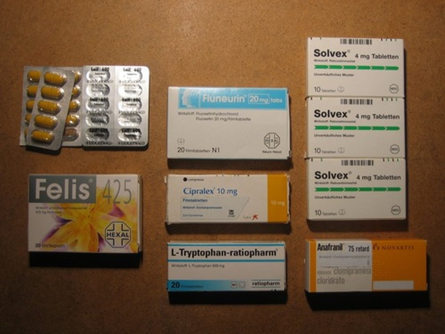 <p>medicines that affect the mind, emotions, or behavior.</p>