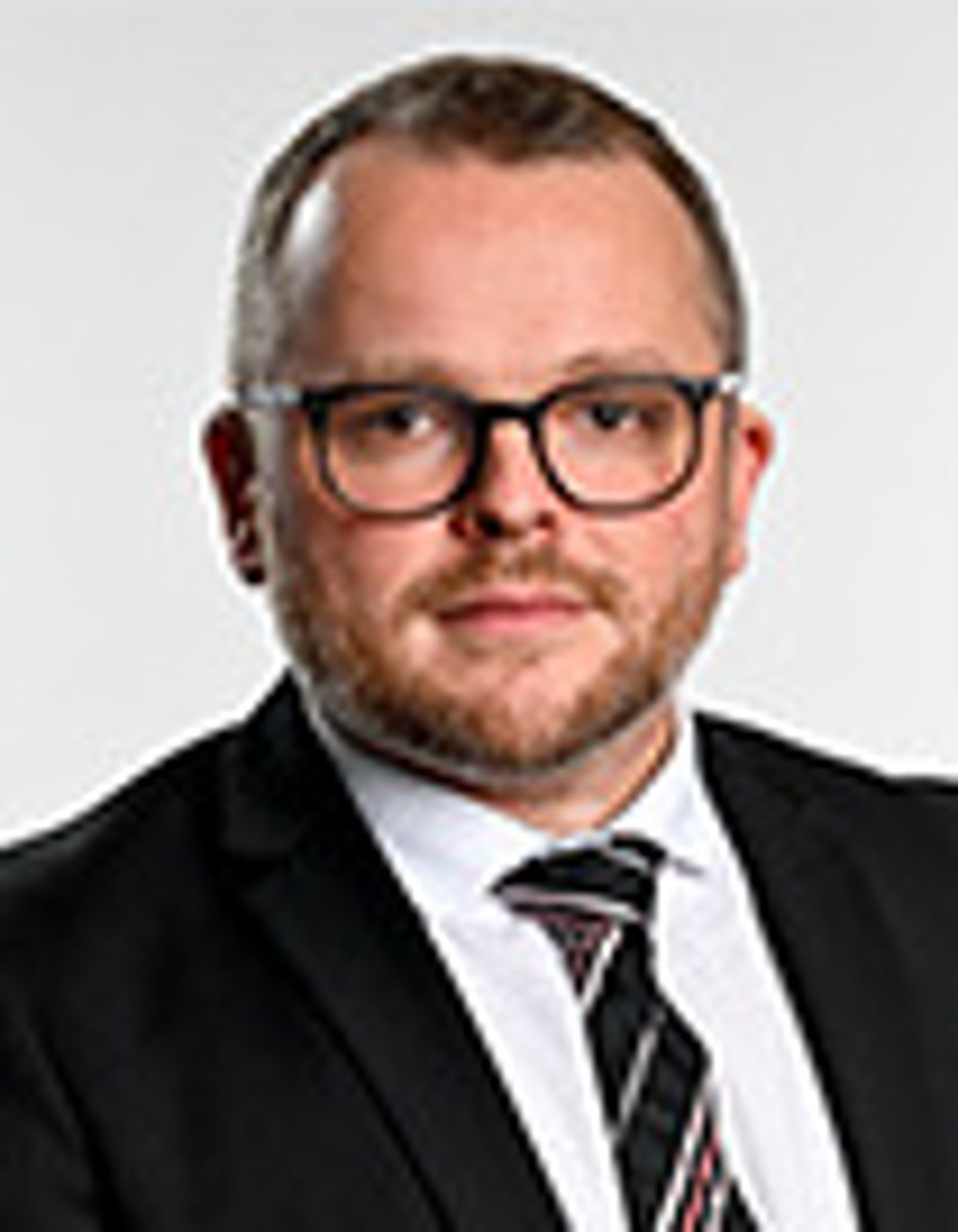 <p>MR, minister van energie</p>