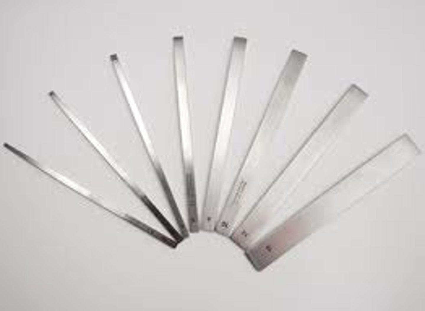 <p>Used to cut bone by pounding on flat handle end with mallet, Cutting edge is tapered on both sides, Chisel is tapered on one side</p>