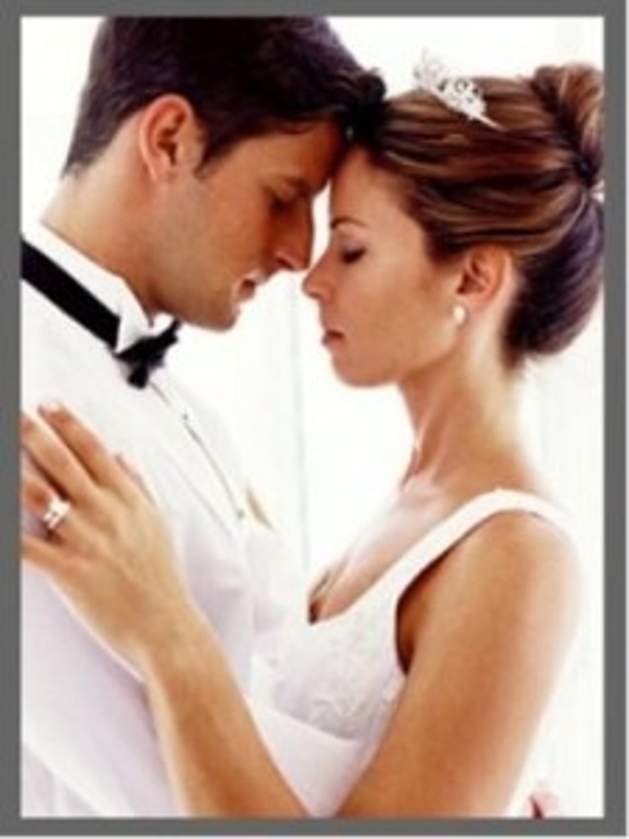 <p>n. marriage to only one person at a time</p>