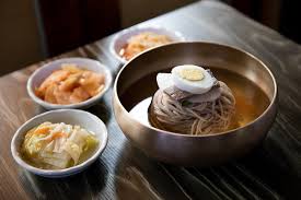 <ol start="10">
<li>냉면</li>
</ol>