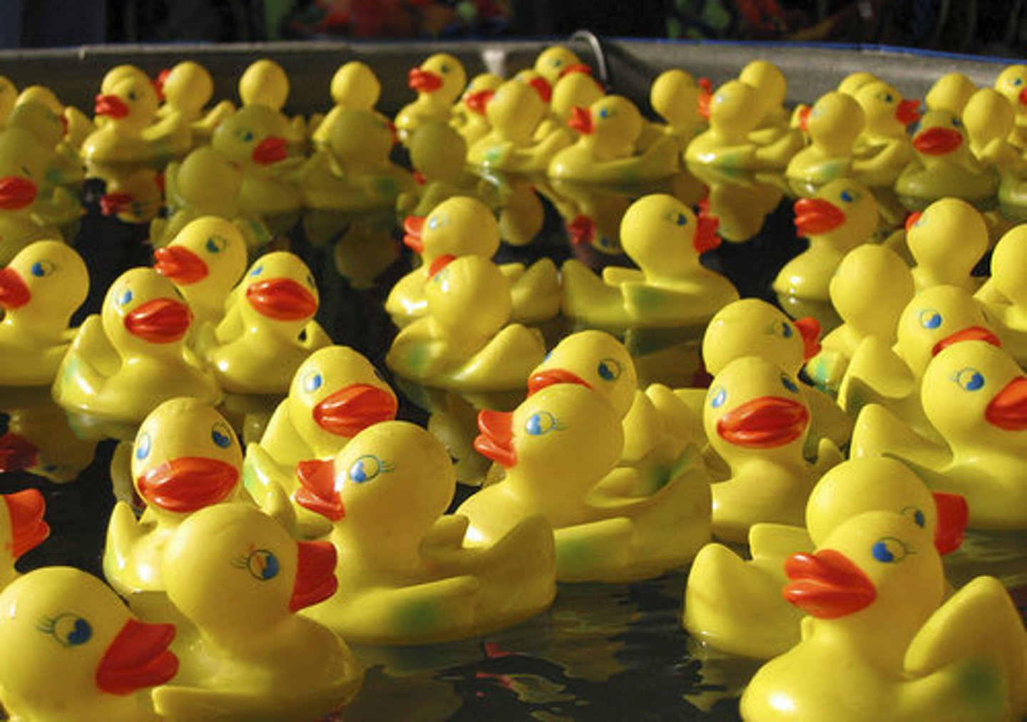 <p>a large amount or quantity of something: rất nhiều</p>