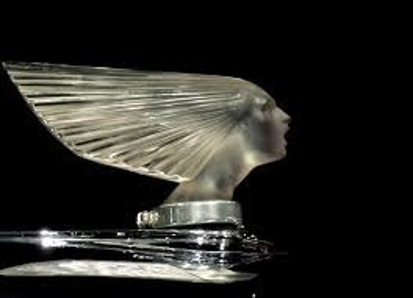 <p>crystal fountain, jewel like, plentitude water jets, also made car hood ornament (youth women, movement)</p>