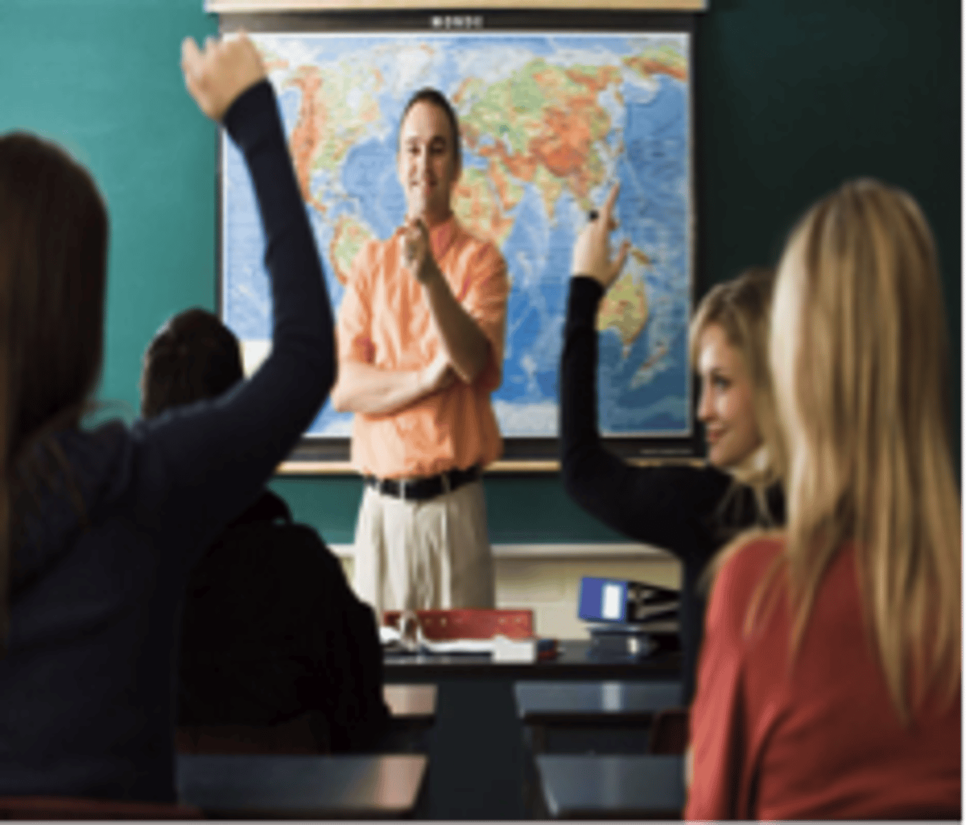 <p>Nous avons répondu</p>