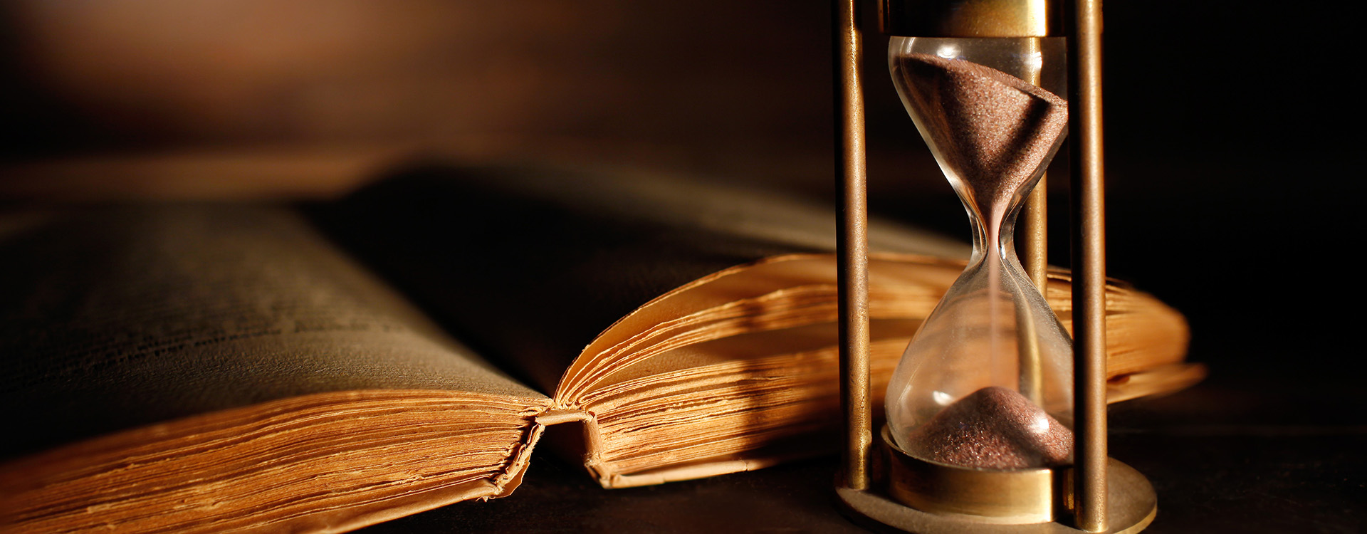 <p>historia significa un cuento</p>