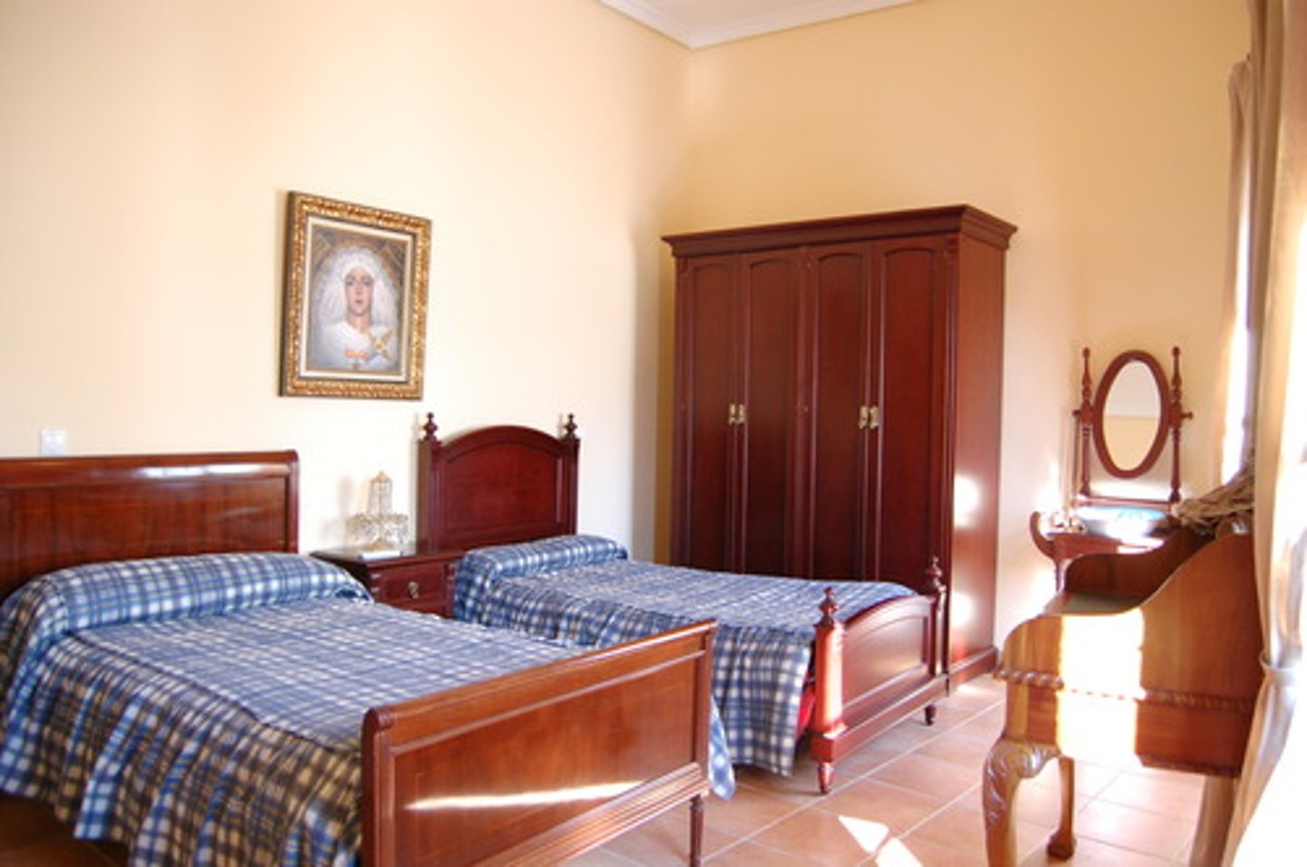 <p>bedroom</p>