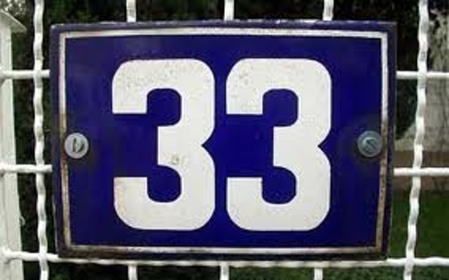 <p>33</p>
