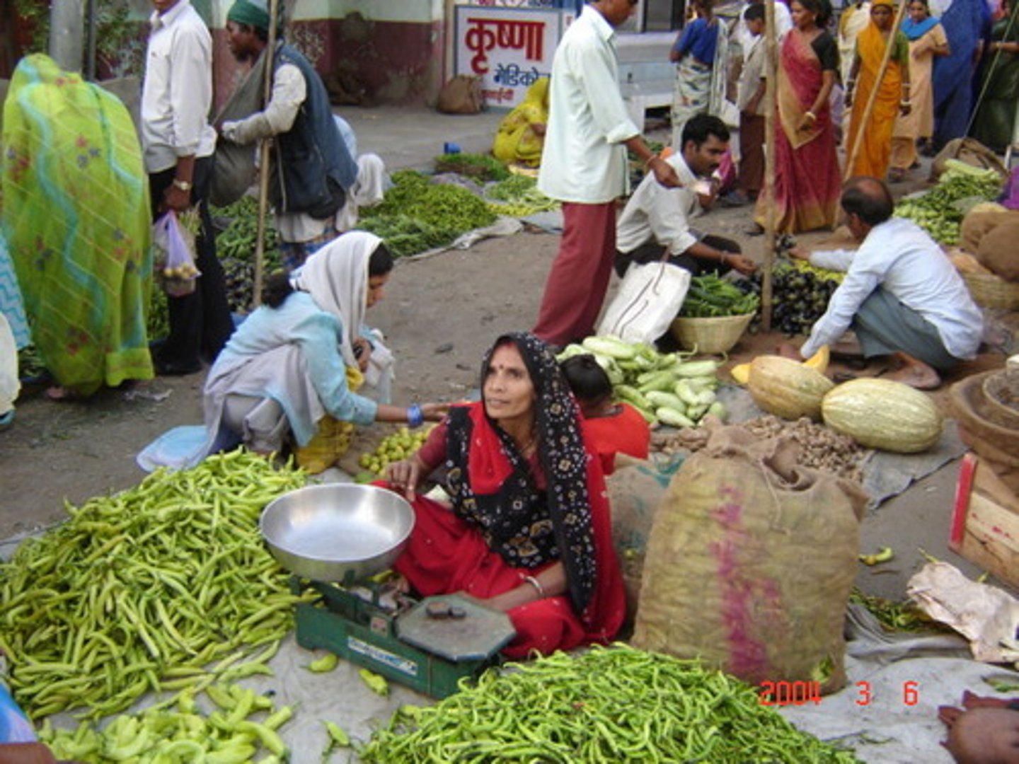 <p>economic sectors that include all kinds of economic activity that operate outside the boundaries of government oversight.</p>