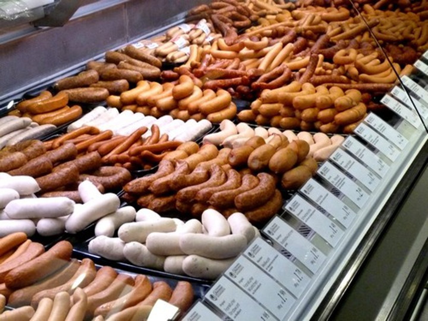 <p>the sausages</p>