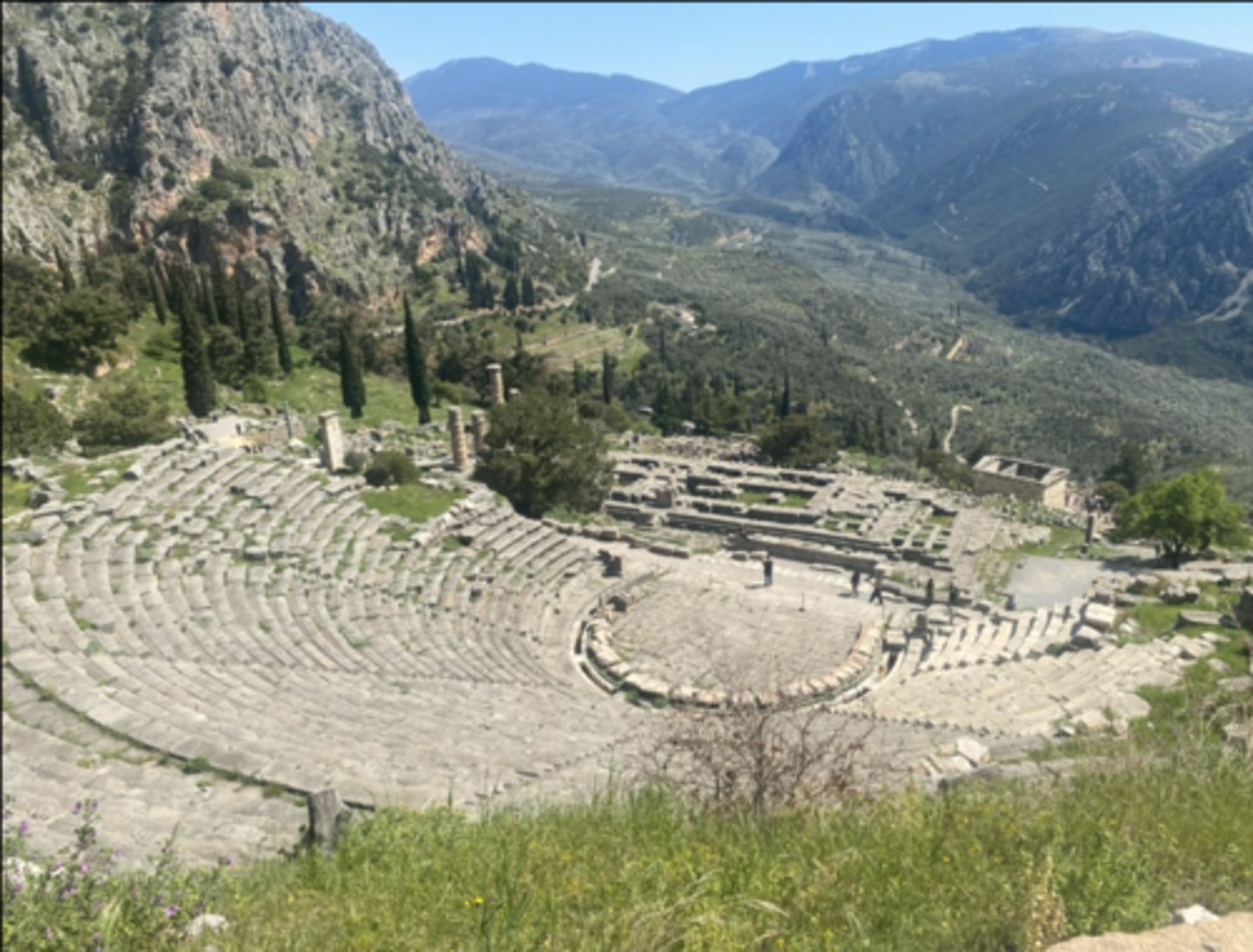 <p>large number of steps on each side, oracle stationed with shrine, in delphi, held all sorts of contests</p>
