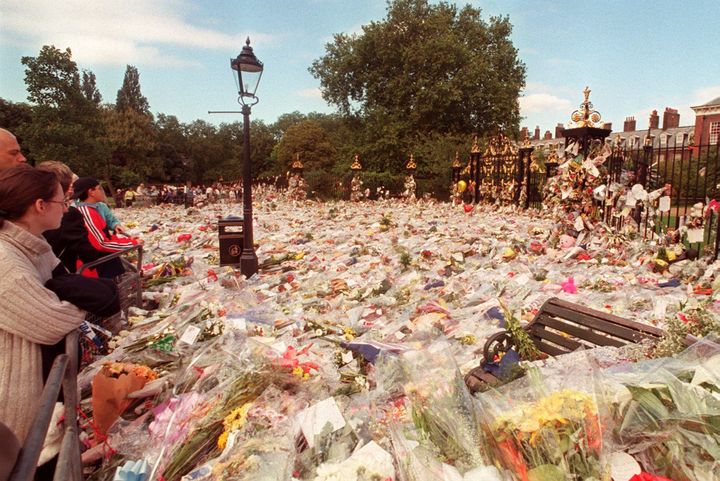 <p>l’hommage</p>