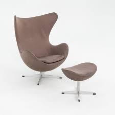<p>Arne Jacobsen</p>