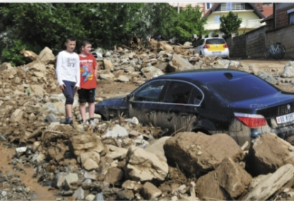 <p>Debris flows/avalanche</p>