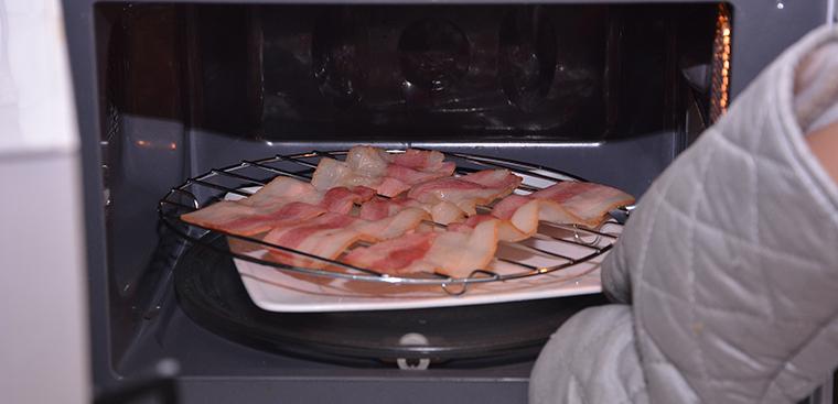 <p>Broiler </p>