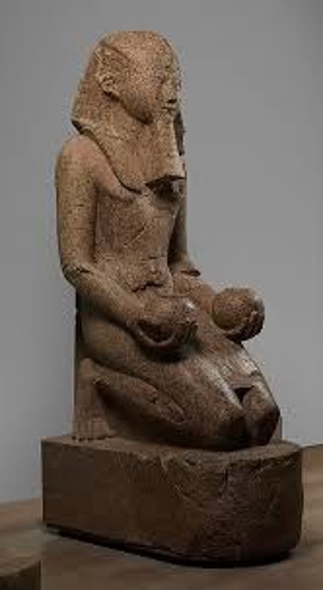 <p>New Kingdom, 18th Dynasty</p><p>c. 1473 B.C.E.</p><p>Red granite</p>