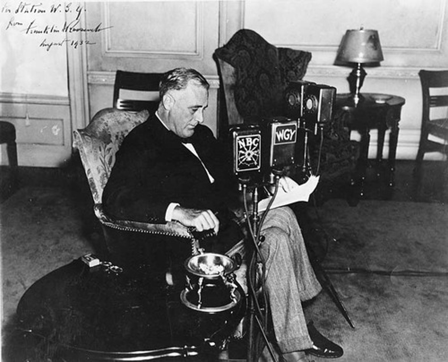 <p>informal talks given by FDR over the radio; sat by White House fireplace; gained the confidence of the people</p>