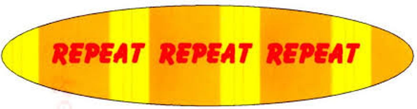 <p>A network device that strengthens and propagates a signal along a long communication line</p>