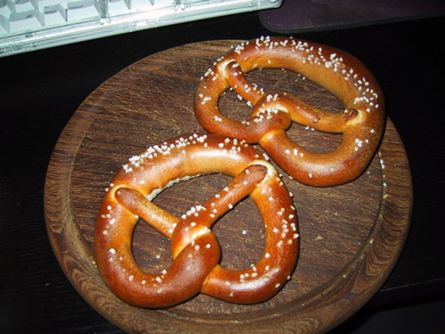 <p>pretzel</p>