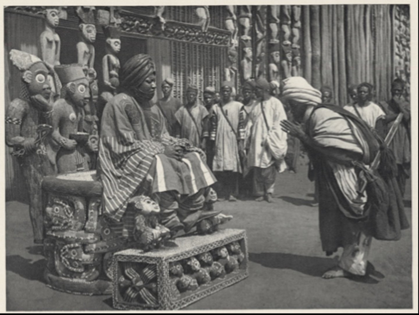 <p>Peoples of northern Nigeria; formed states following the demise of Songhay Empire that combined Muslim and pagan traditions</p>