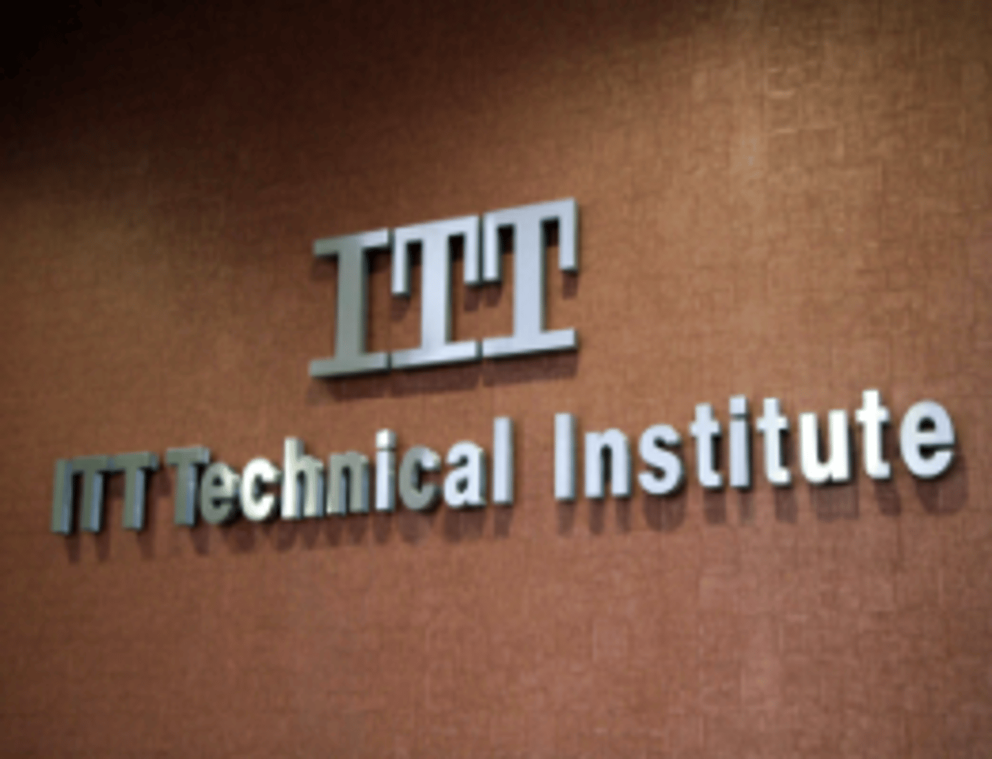 <p>technical school</p>