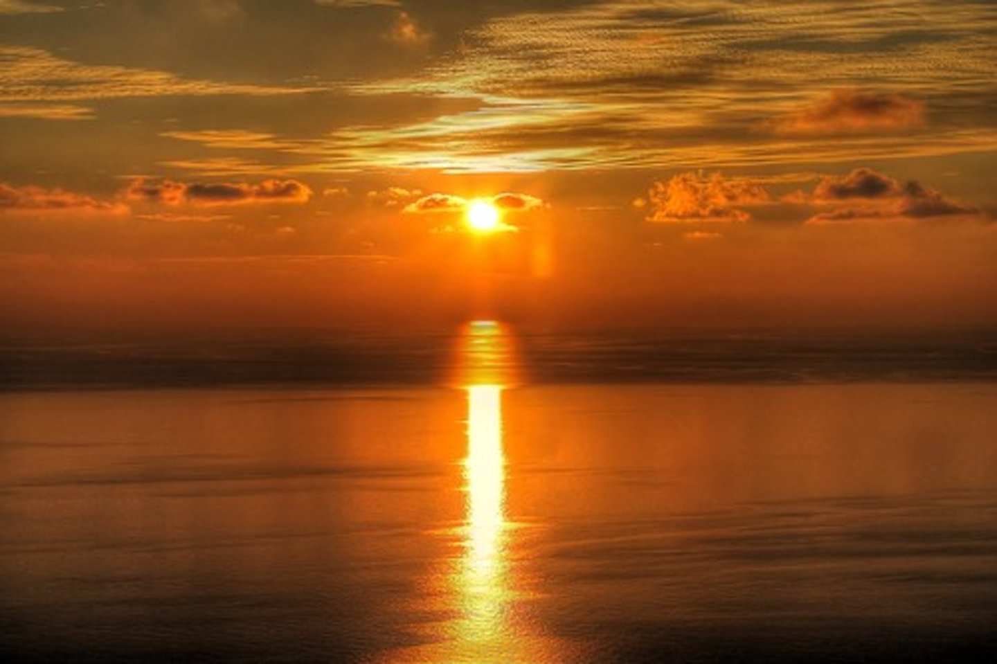 <p>The evening - Buổi tối</p>