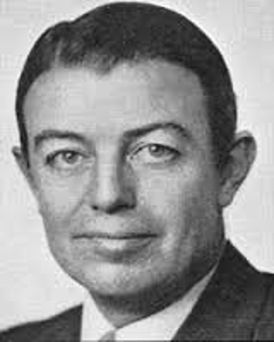 <p>1897-1941; Field: language; Contributions: his hypothesis is that language determines the way we think</p>