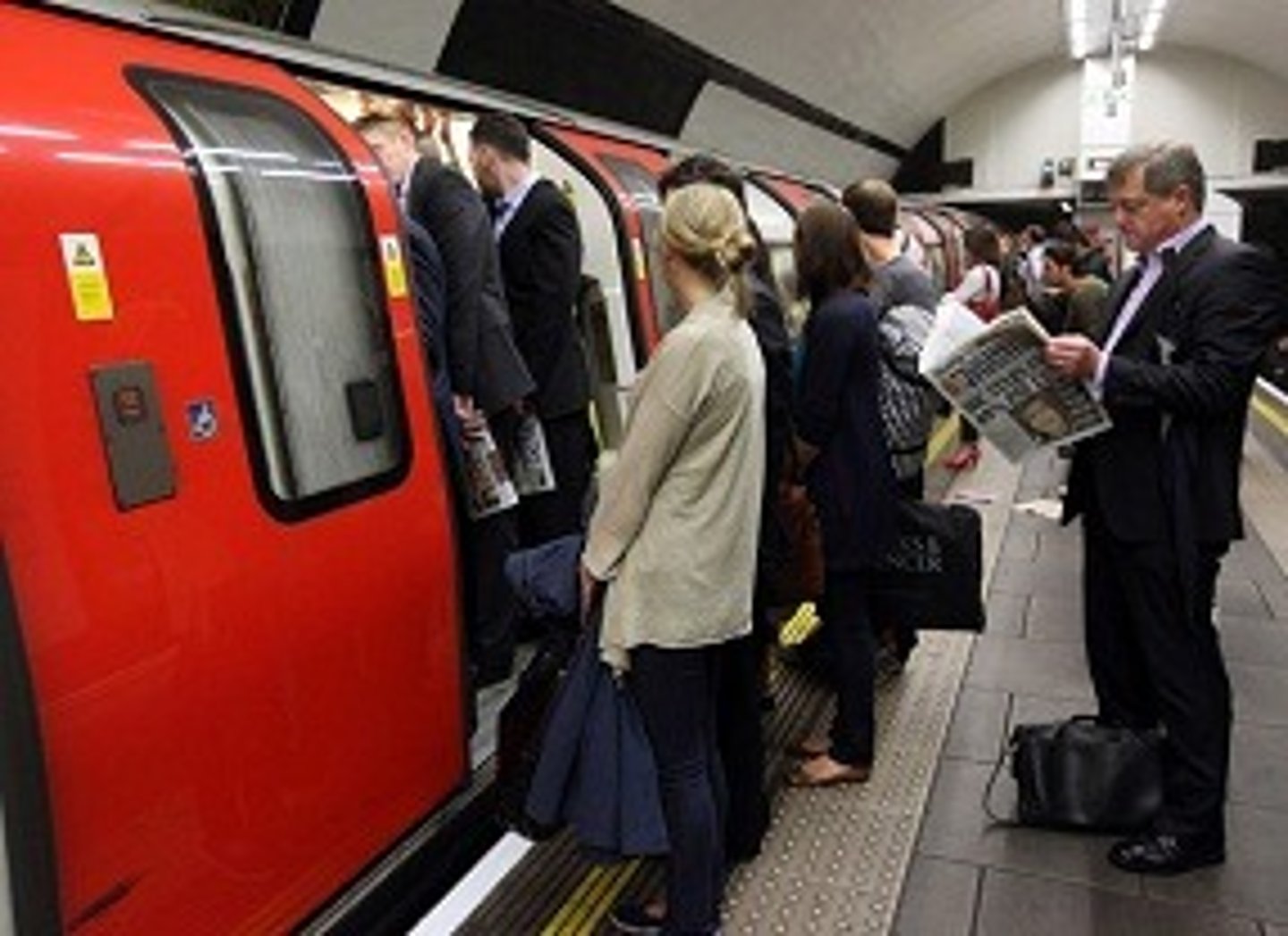 <p>to travel between home and work or school</p>