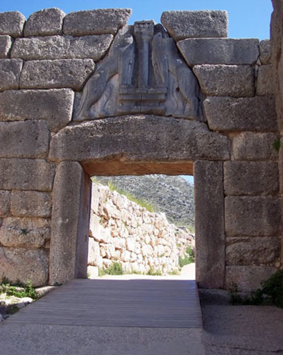 <p>- It's one of the most impressive pieces of masonry in the Greek World.</p><p>- Areas surrounding the gate is not made of limestone but instead a different type of rock called conglomerate - very smooth and shiny, giving contrast to the surrounding limestone.</p><p>- The Lions are caved into limestone in relief.</p><p>Techniques used :</p><p>Post and Lintel : two posts and one lintel on top</p><p>Corbelling : layering rocks from small to larger and larger so that the rocks hold each other up which create an arch.</p>