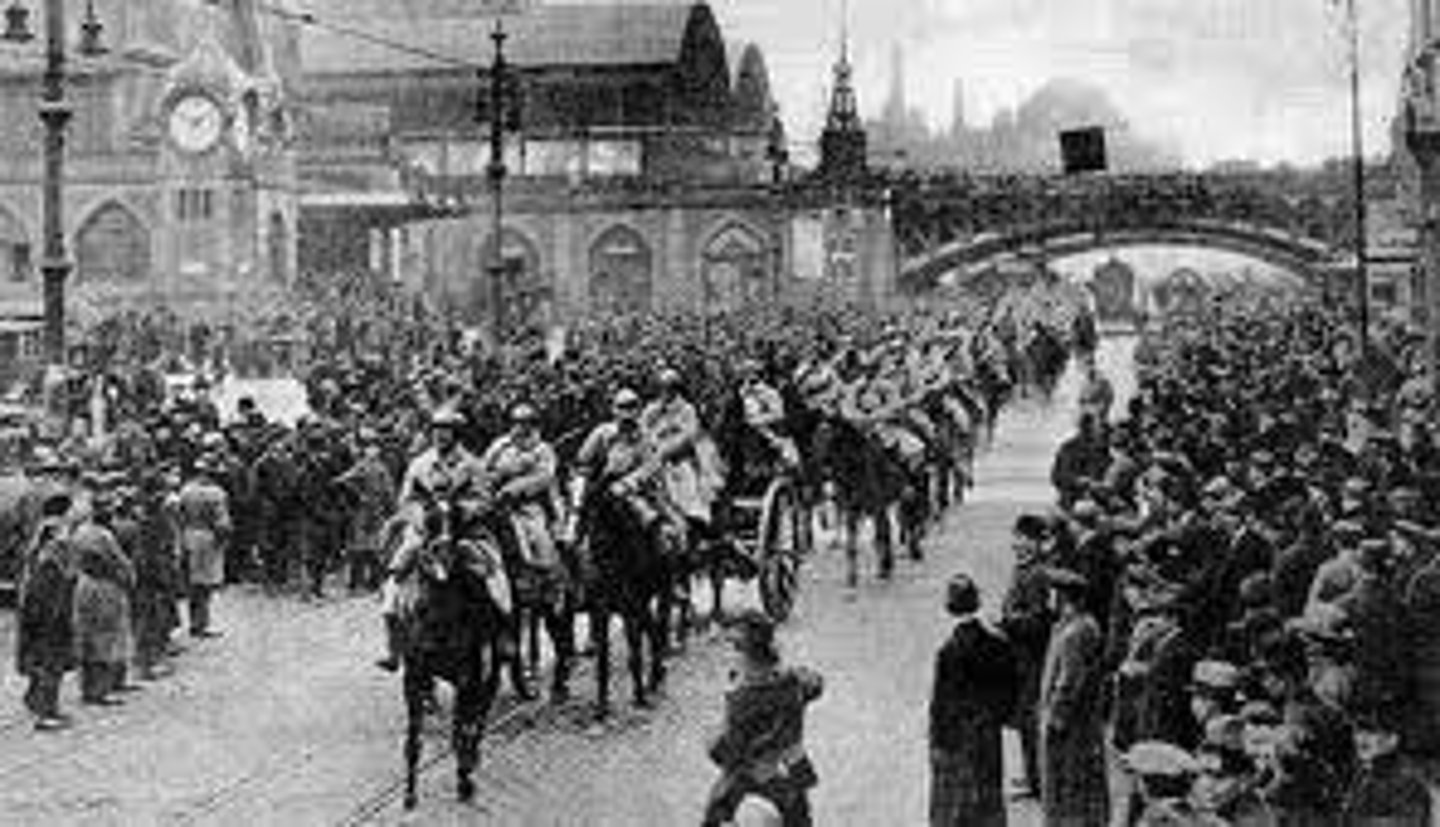 <p>1922-1923. Germany announced they couldn't pay their repeaations, France invades the Ruhr Valley to collect reparations "in Kind." (leads to Germany printing money causing hyperinflation)</p>