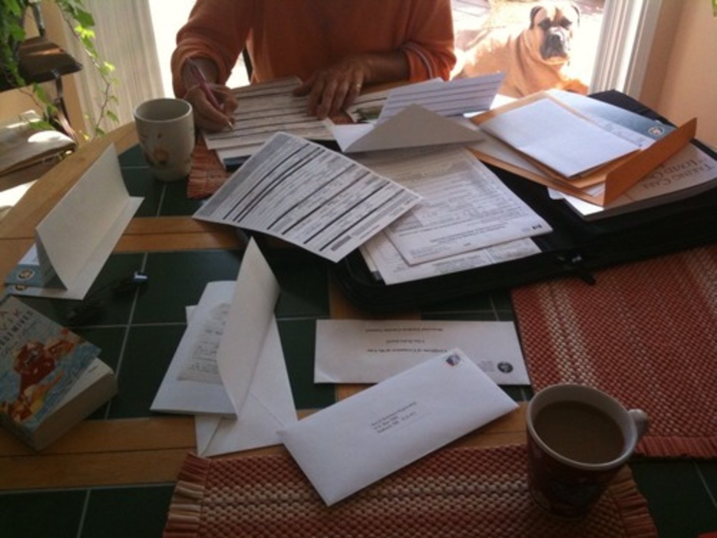 <p>Công việc giấy tờ</p>