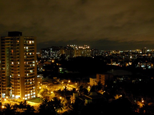 <p>night, evening (wǎn shàng)</p>