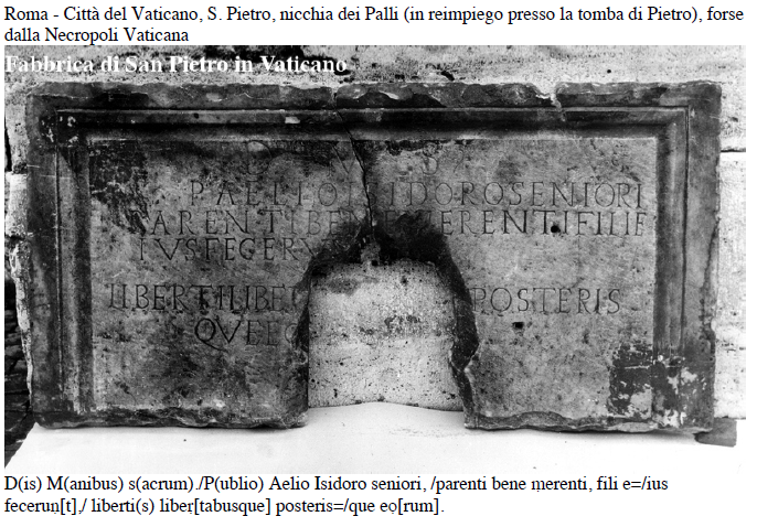 <p>Roma - Città del Vaticano, S. Pietro, nicchia dei Palli (in reimpiego presso la tomba di Pietro), forse dalla Necropoli Vaticana</p>