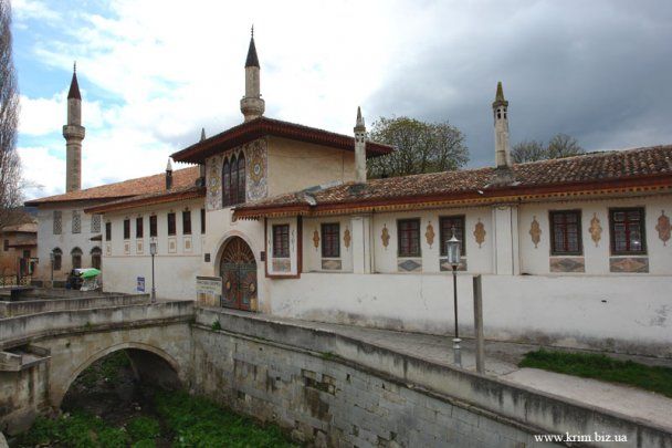<p>Ханський палац у Бахчисараї, 1532-1764</p><p>Стиль: ісламська архітектура в Україні </p>