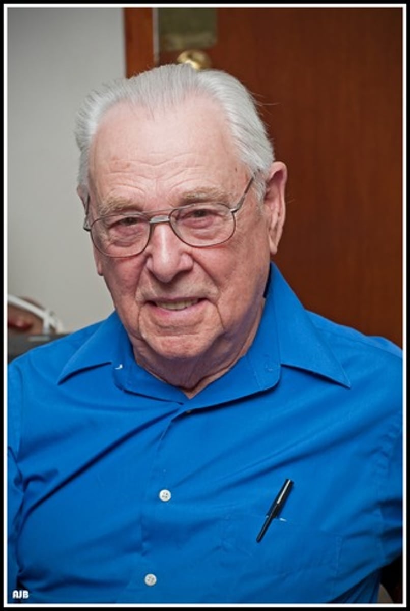 <p>a grand-father</p>