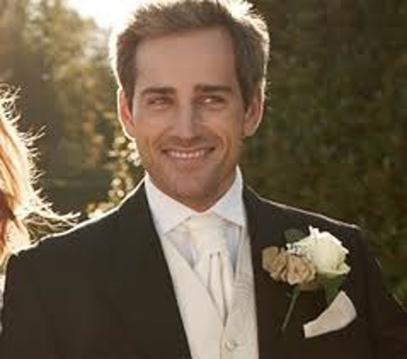 <p>наречений</p>