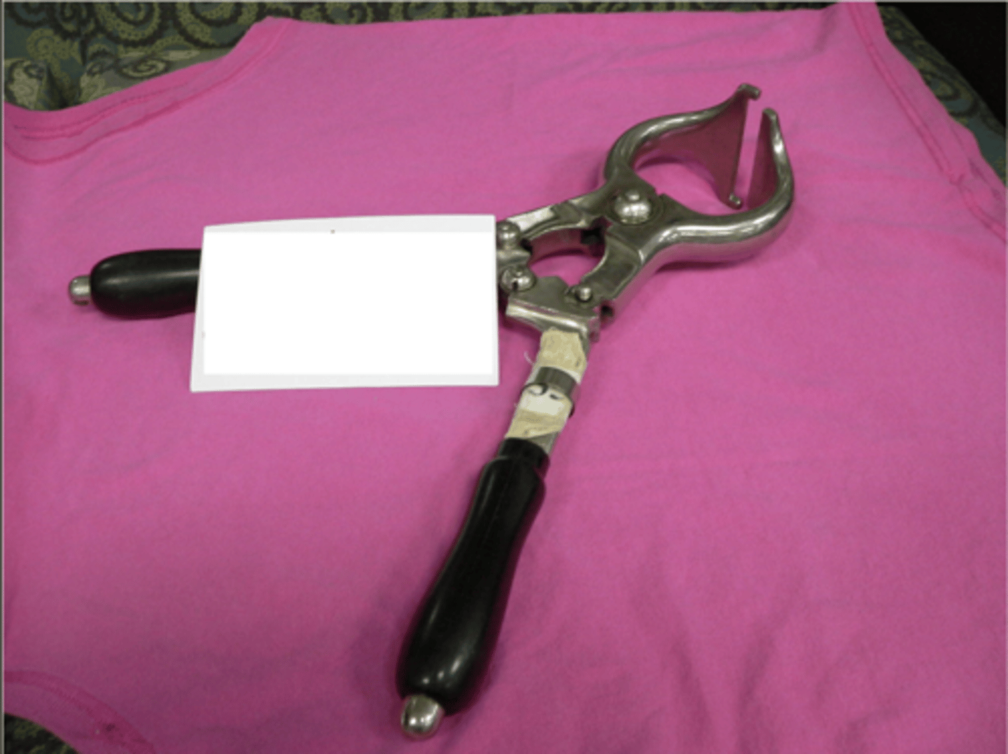 <p>What is this instrument?</p>