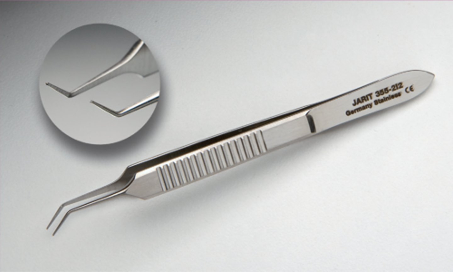 <p>Used in delicate eye surgeries, especially to manipulate the cornea or conjunctiva.</p>