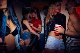 <p>party | festival</p>