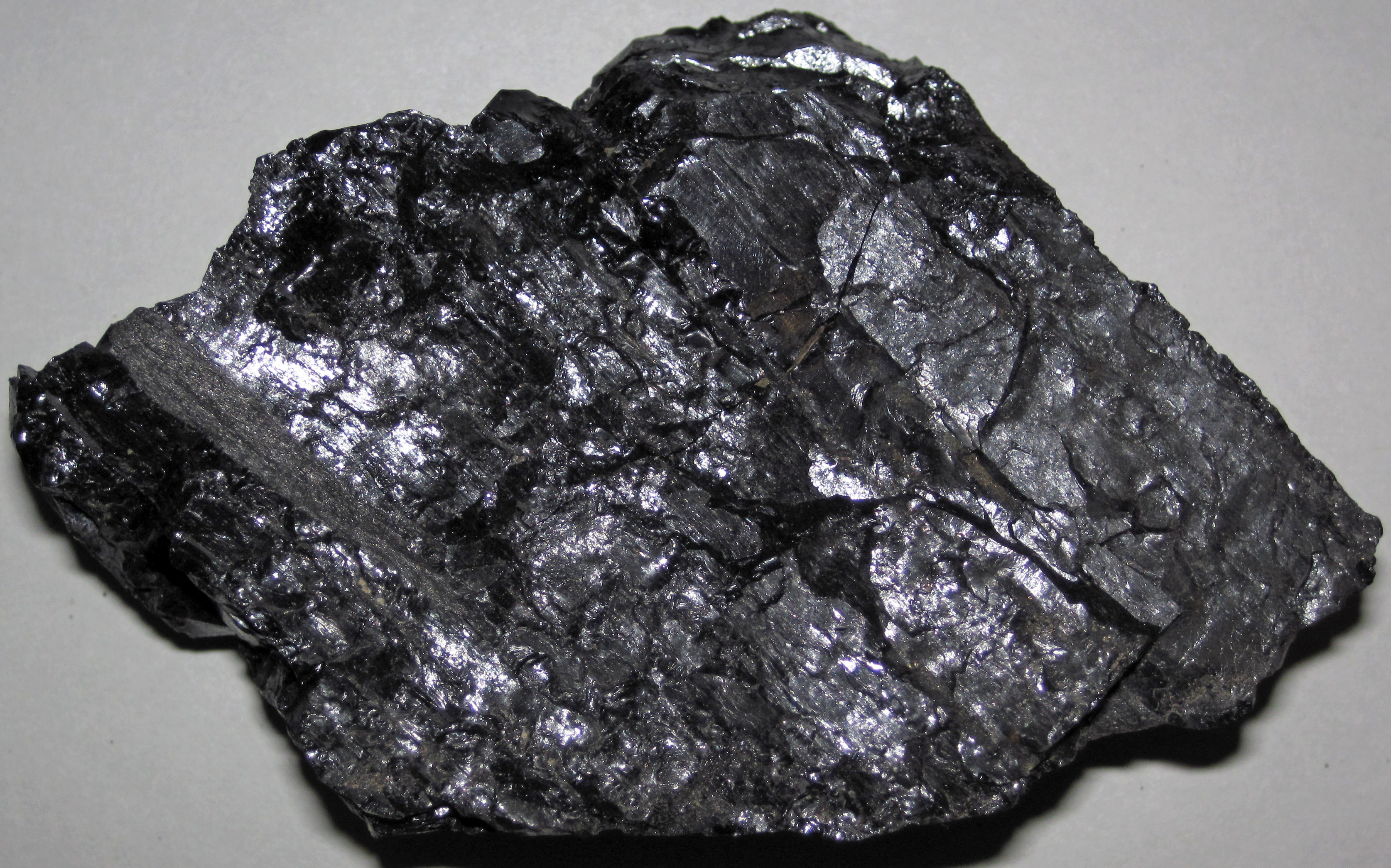 <p>What is the texture of coal?</p>