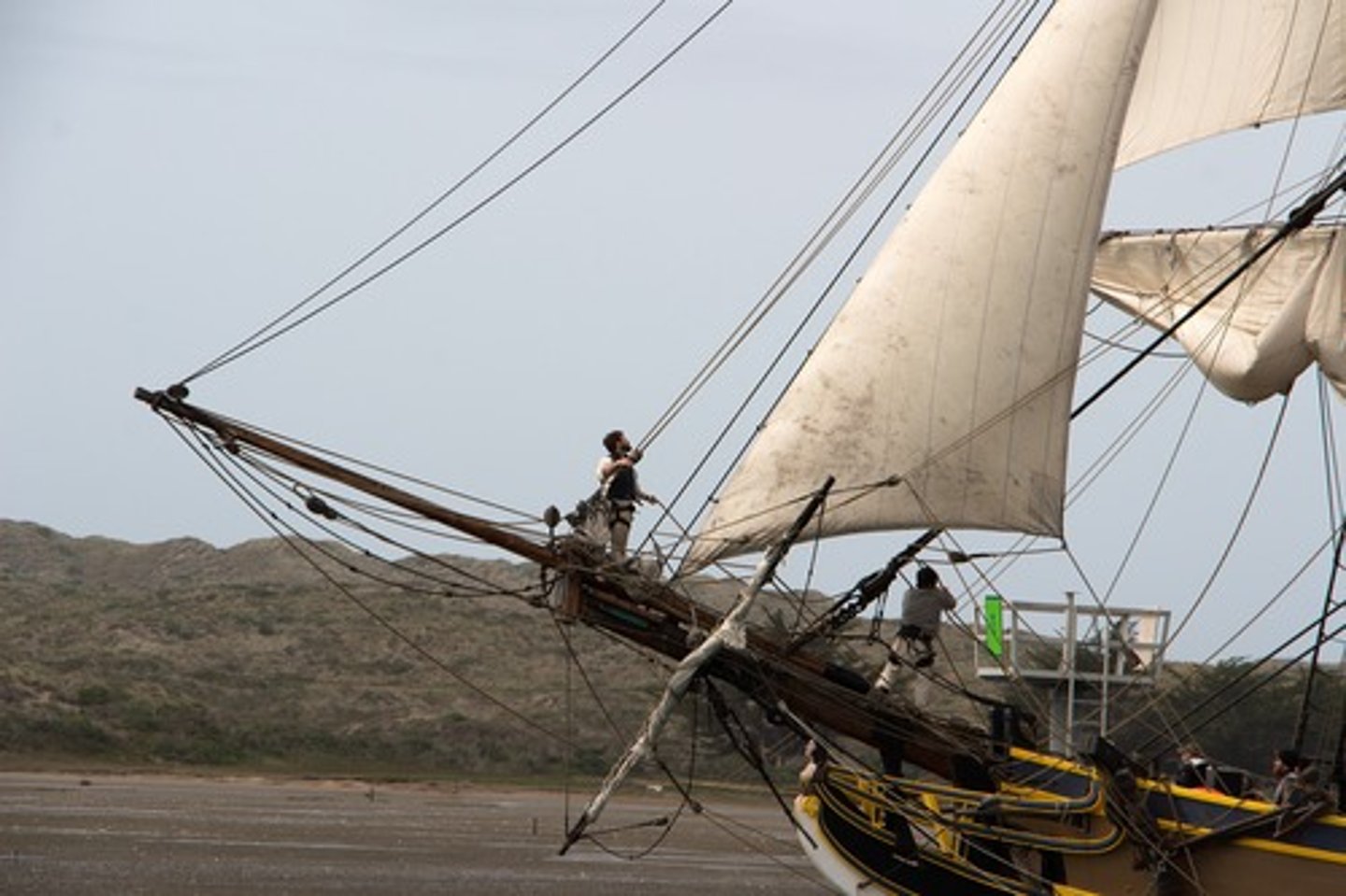 <p>người lái tàu</p>