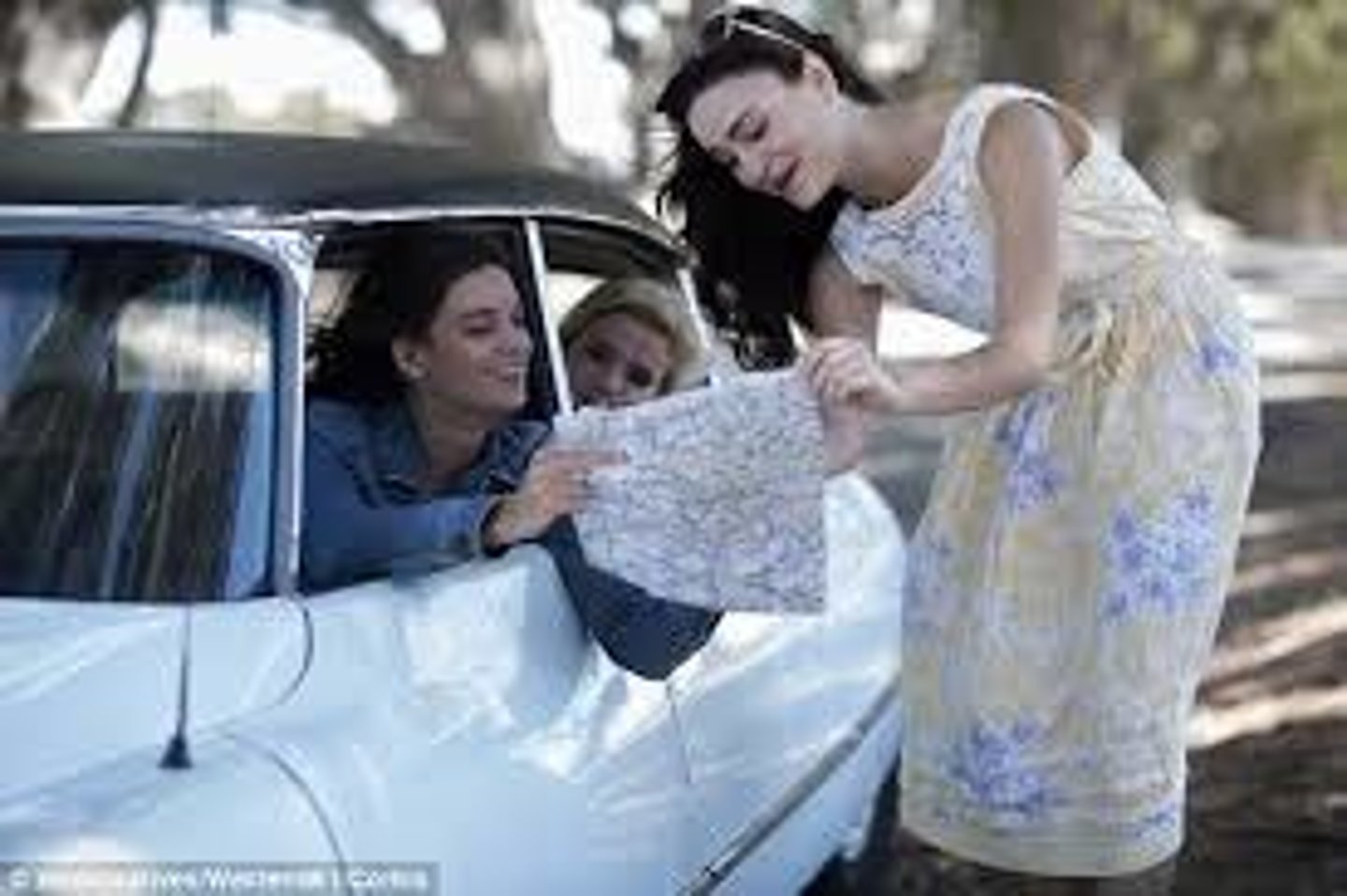 <p>to ask someone</p>