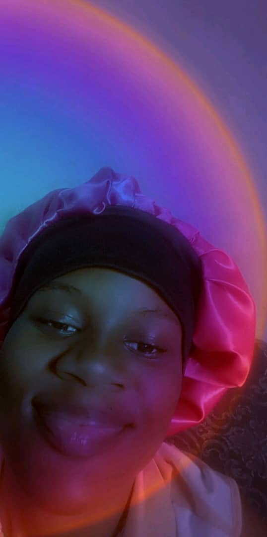 <p>A collection of elements of the same type, stored in contiguous locations and accessed by indexing.</p>