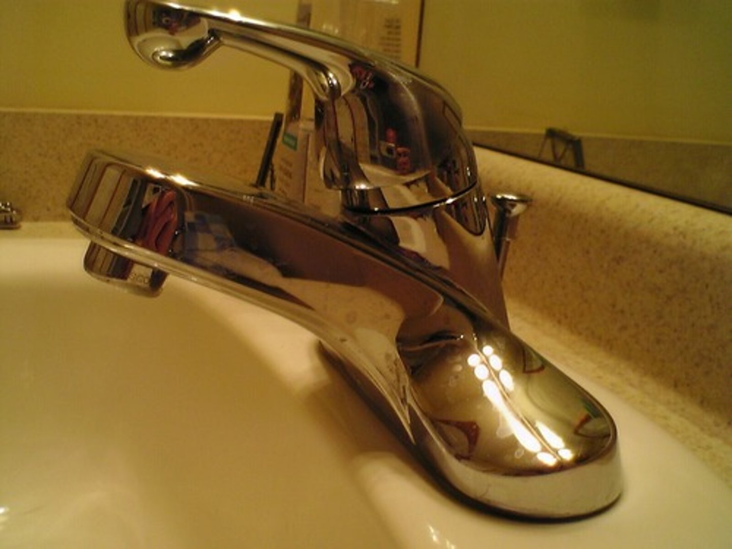 <p>faucet</p>