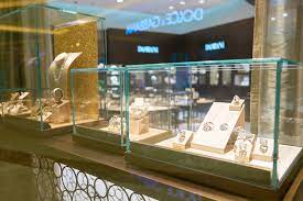 <p>A <strong>display case</strong> or event meant to highlight something special.</p><p></p>