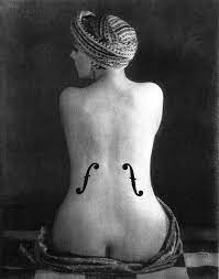 * ‘Ingres” refers to someone who is multi-talented but only ends up exploring one of those talents 
* the model is objectified, eroticised and orientalised just like Ingres’ nudes were
* commented on mass production 