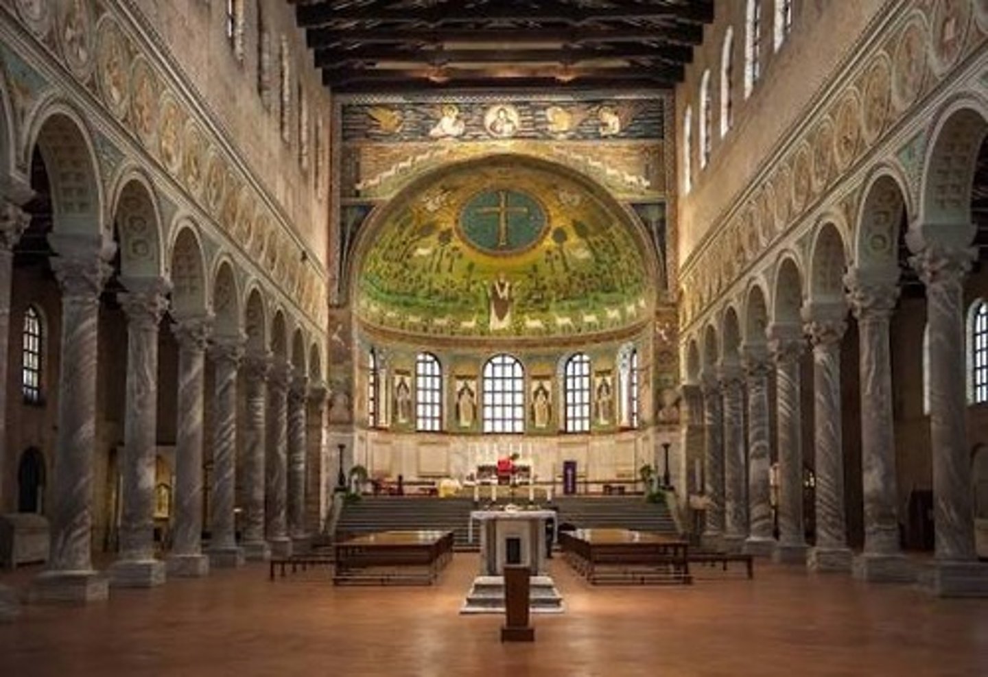 <p>Ravenna, 561</p>