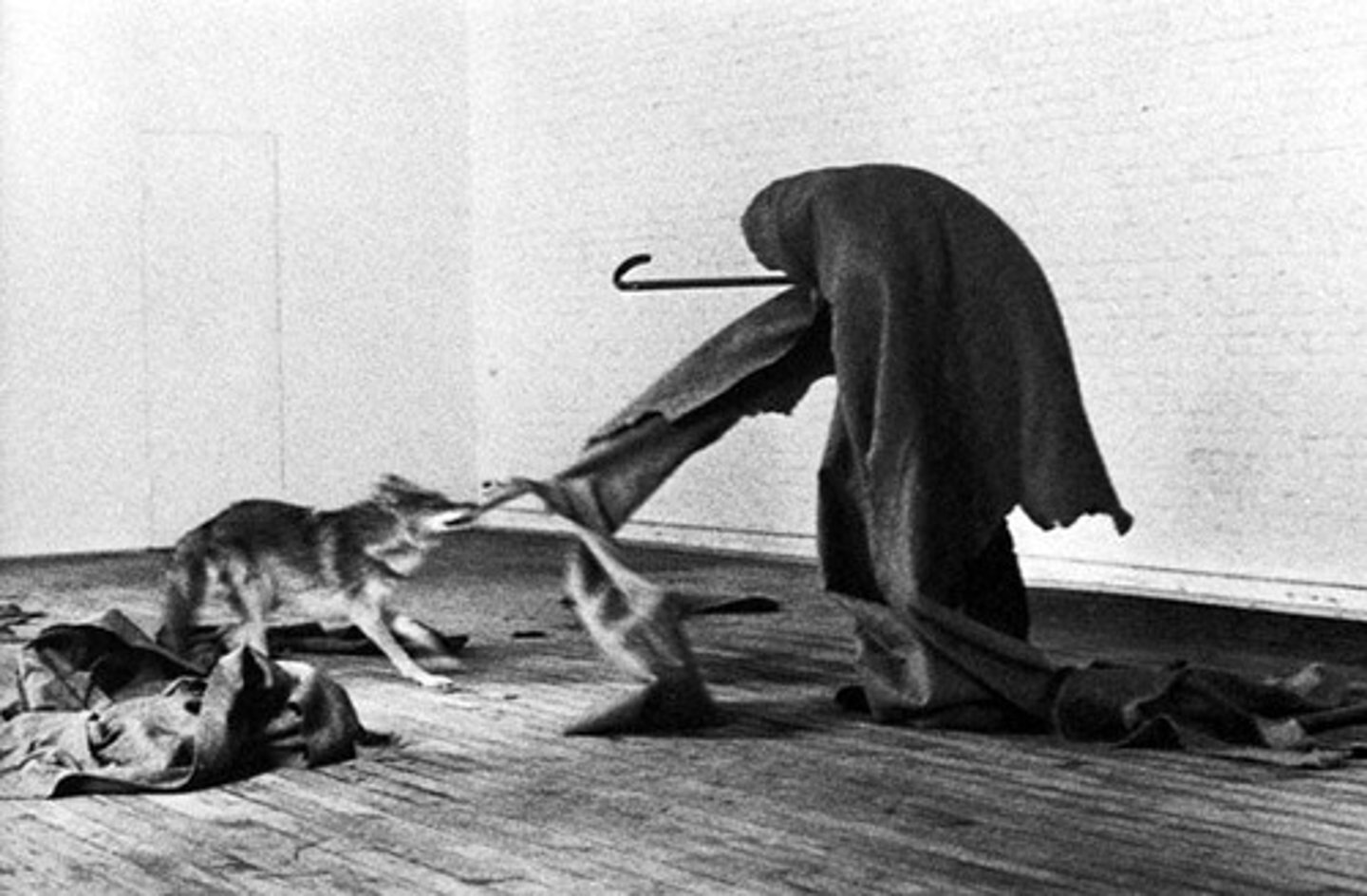 <p>Performance Art, Beuys, German, 1974</p>