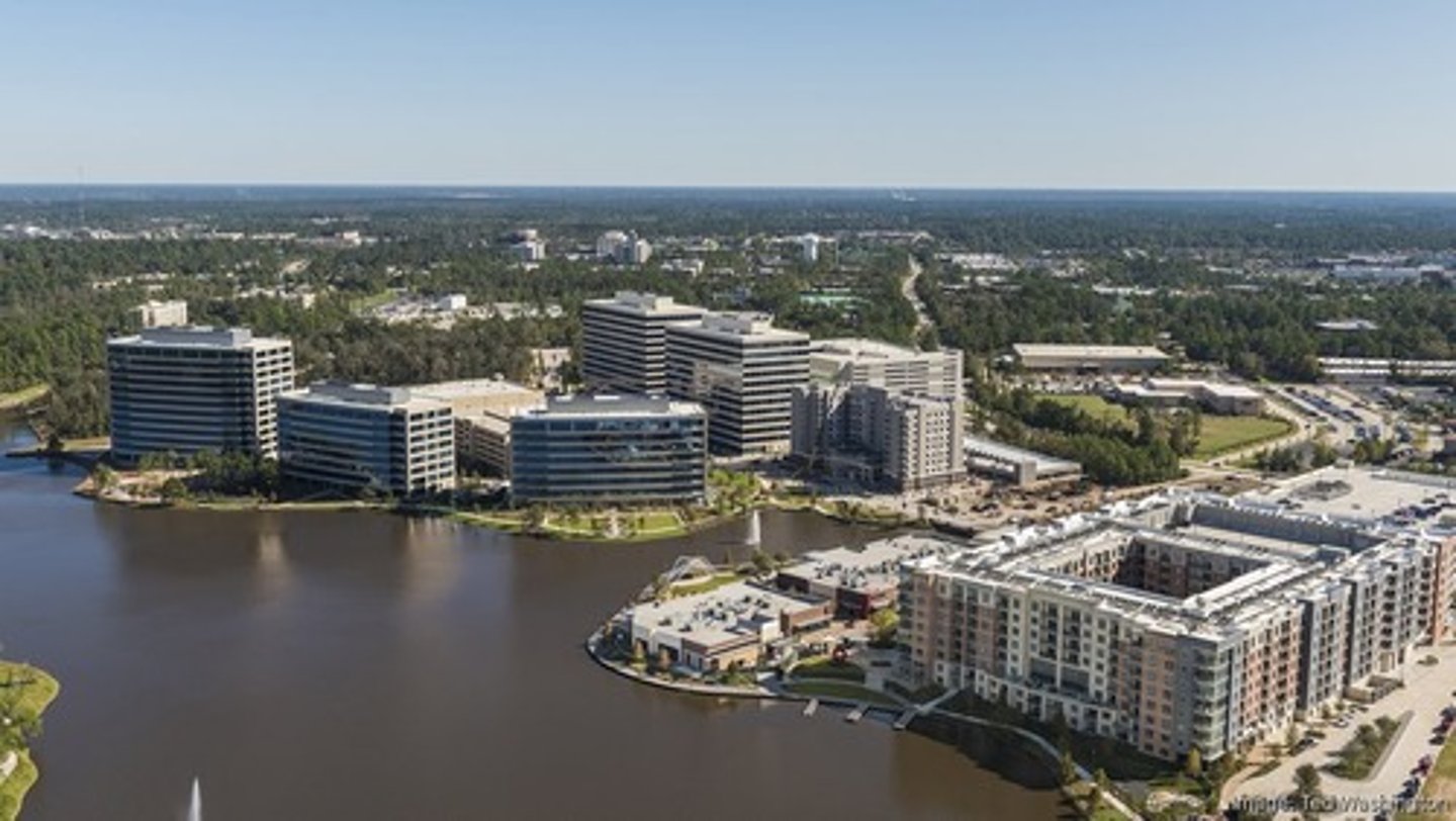<p>An area of land developed as a site for factories and other industrial businesses, this can also include seconadry and tertiary services. Image is Exon-Mobile Complex in the Woodlands.</p>