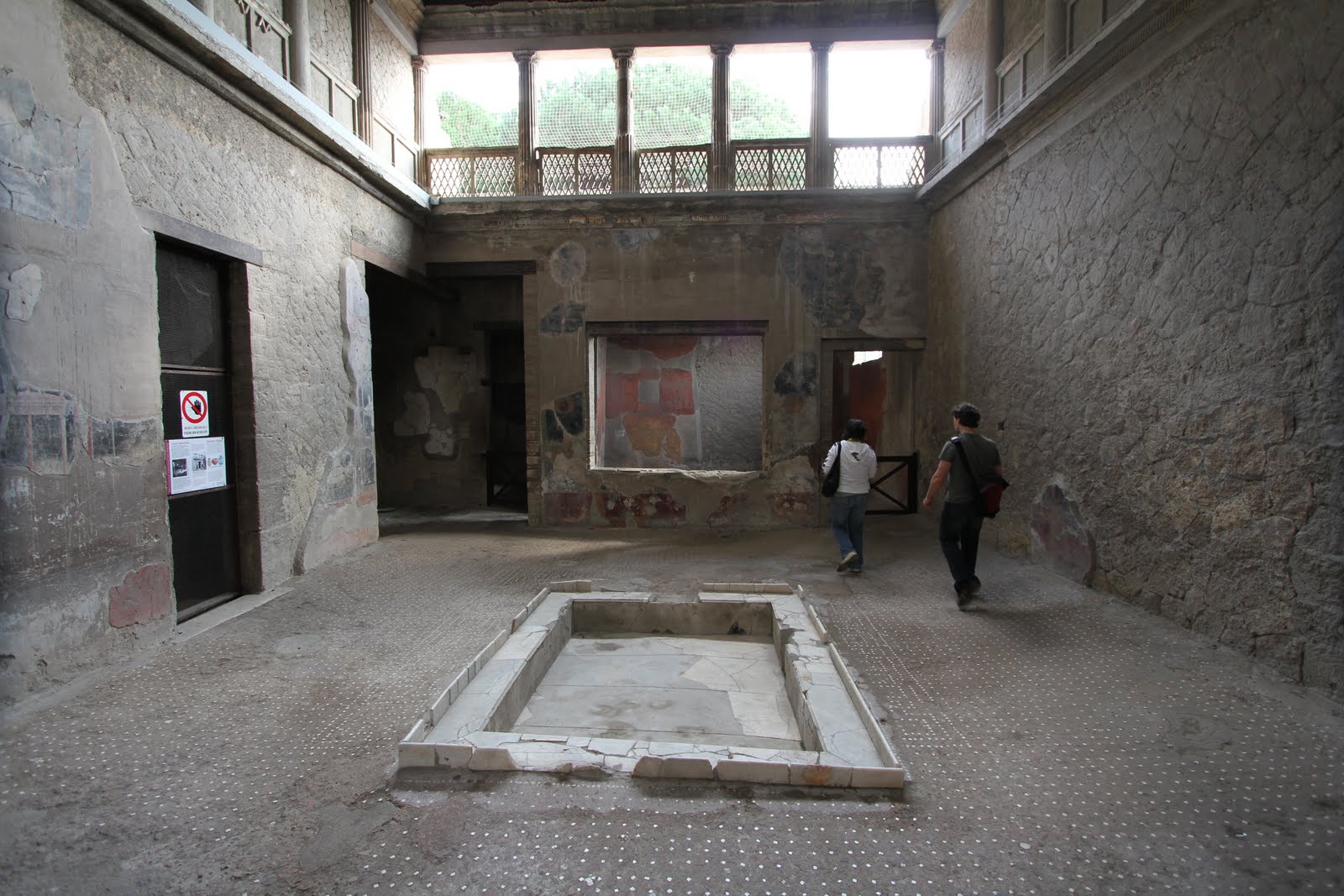 <p>Impluvium</p>