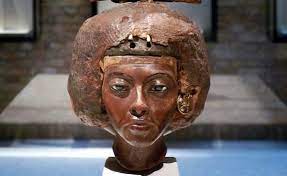 from Ghurab, Egypt, 18th Dynasty
ca. 1353–1335 BCE. 
Yew wood, gold, silver, alabaster, faience, and lapis lazuli